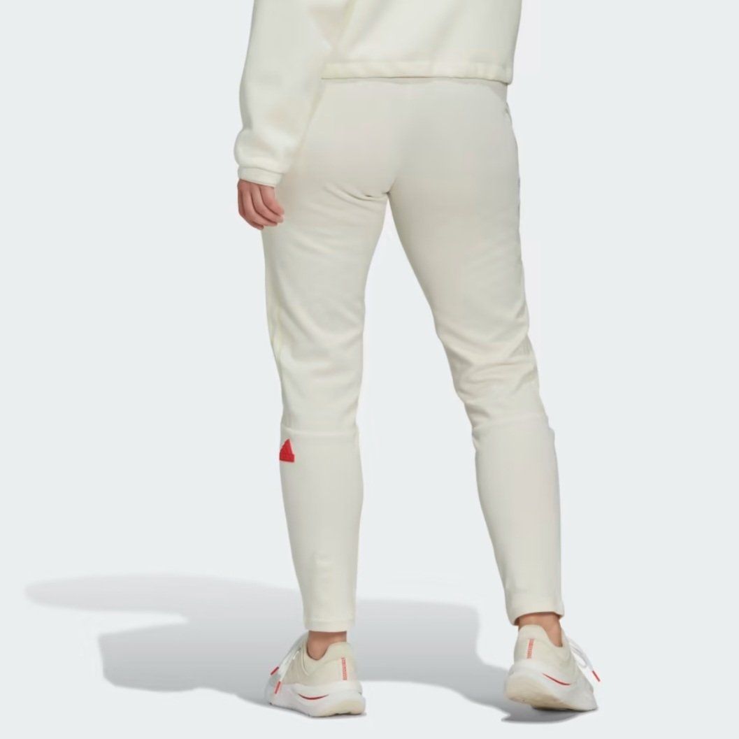 Adidas Pantaloni: Adidas Trainingshose – Nuovo (secondo la descrizione) da Zürich venduto da Nala2811 2