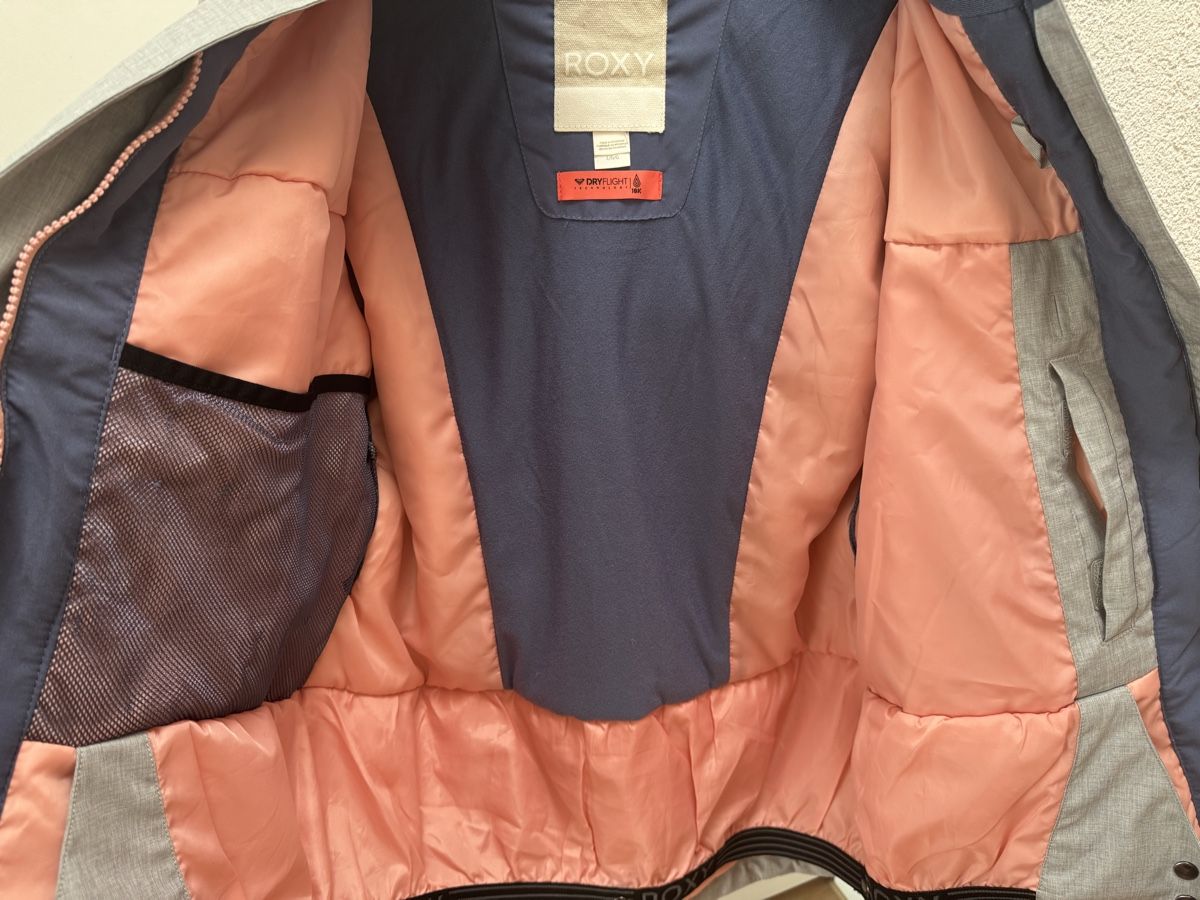 Roxy Giacche: Roxy Skijacke grau mit Kapuze, Grösse L – Usato da Winkel venduto da Schorley 4