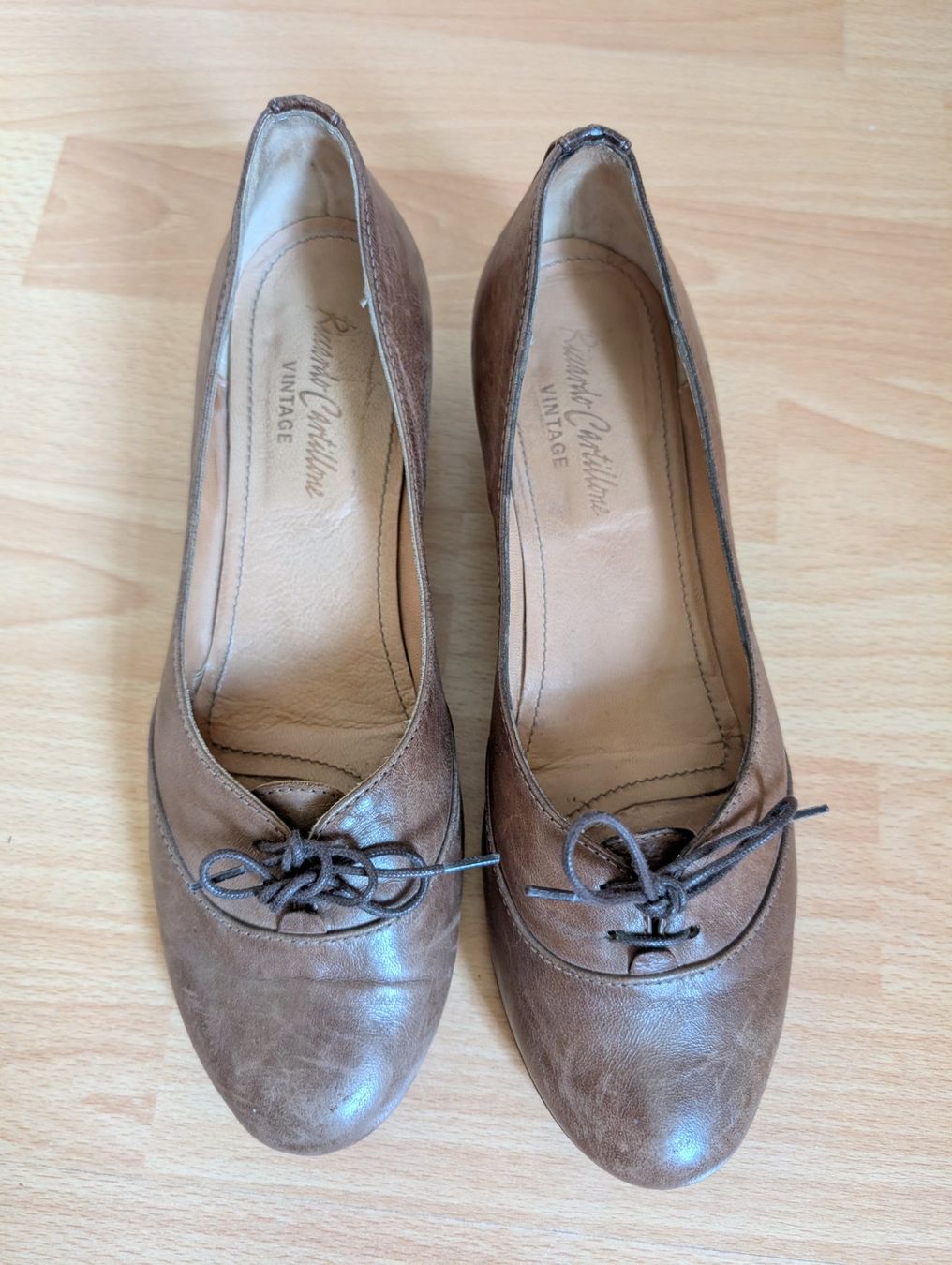 Scarpe da donna: Cortillone Vintage Leder Pumps – Usato da Luzern venduto da lal_8z2w 1