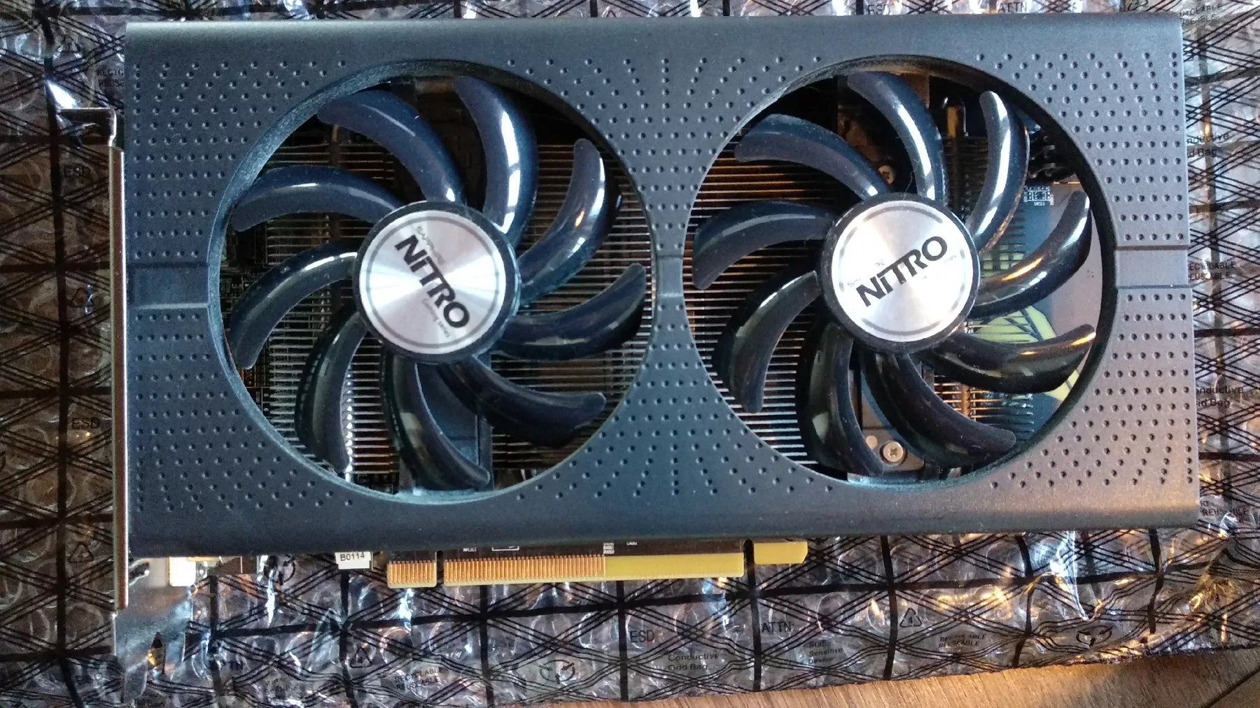 Amd Schede grafiche: AMD Sapphire Nitro RX460 4Gb – Usato da Wangen an der Aare venduto da JfxM4mx 2