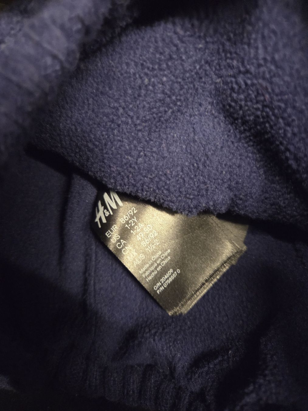 H&M Altro abbigliamento per bambino: Wintermütze Gr. 86/92 – Usato da Zug venduto da dhs87 1