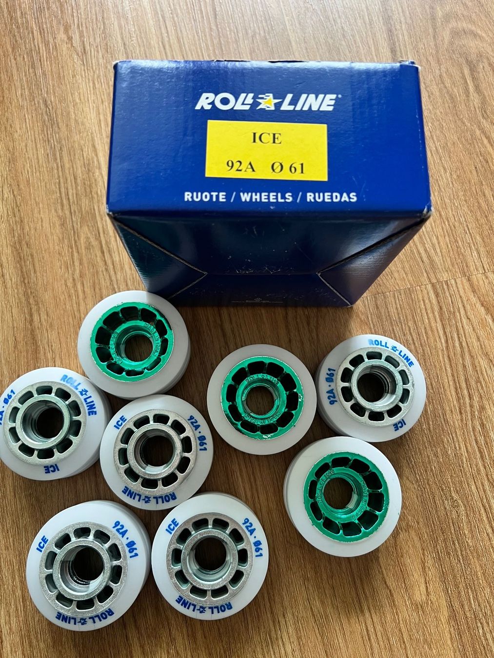 Altro per stoccaggio & trasporto: Roll Line Ice Wheels 92A - Durchmesser 61 – Nuovo e nell'imballaggio originale da Winterthur venduto da Hello088x