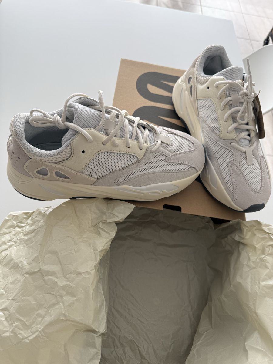 Scarpe da uomo: Adidas Yeezy Boost 700 Analog – Nuovo e nell'imballaggio originale da Yverdon-les-Bains venduto da flo_5rxp 2
