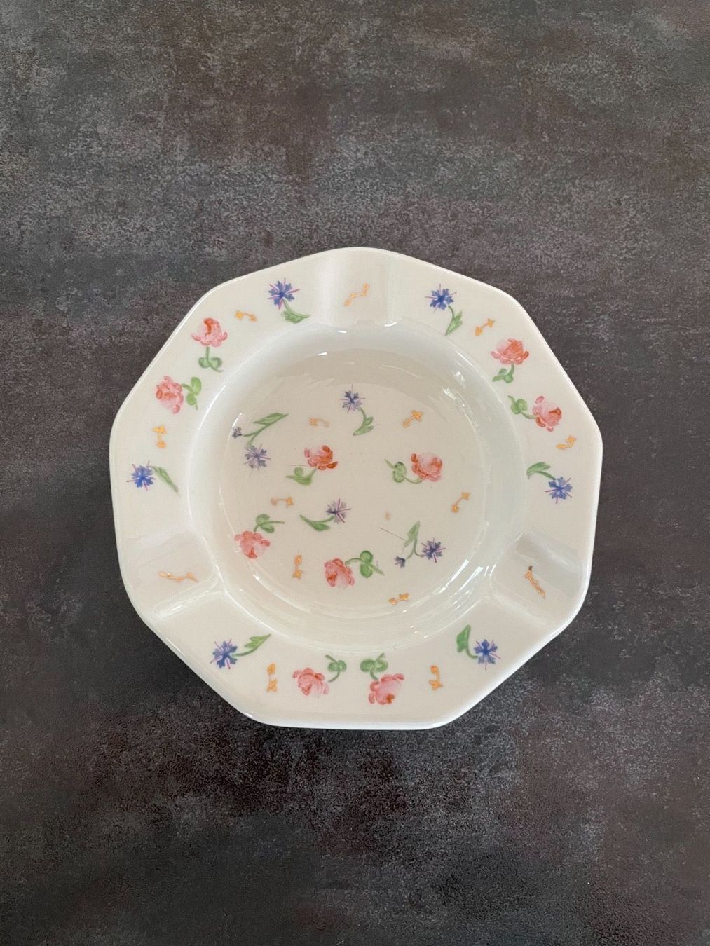 Aschenbecher: Ancien Cendrier Porcelaine Langenthal – Gebraucht aus Vallamand von Bricbracbroc82 2