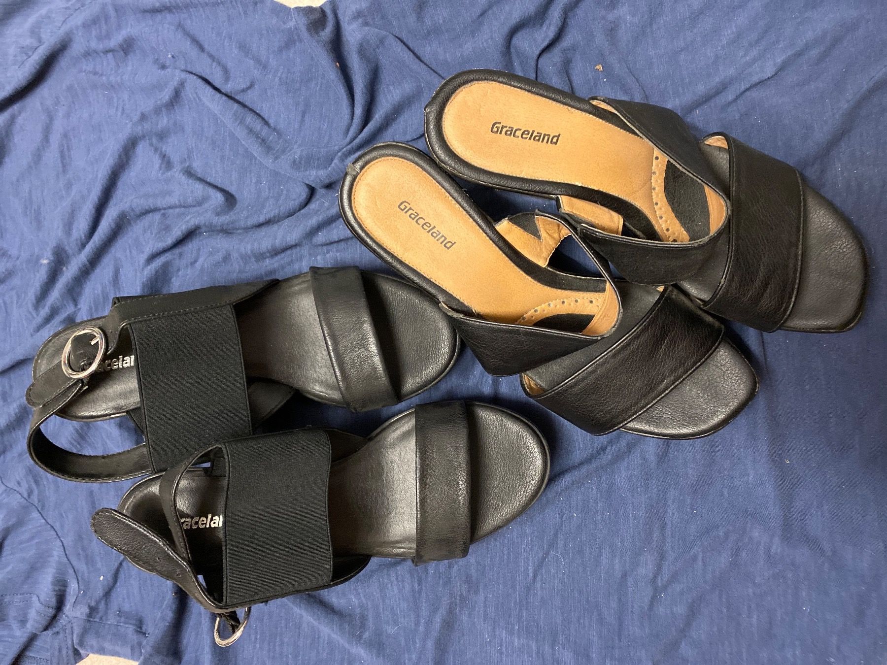 Chaussures femmes: 2 Paar Sandalen mit Absatz, Gr 38 – D'occasion à Krauchthal par Kiddy32