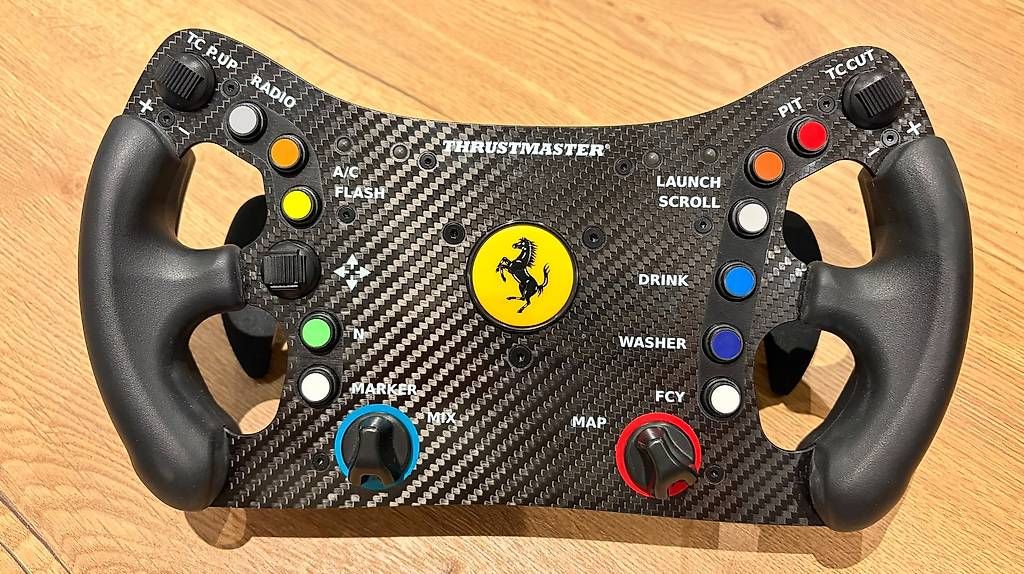 Controller: Thrustmaster Ferrari 488 GT3 Wheel Add-On – Usato da Schindellegi venduto da Reschech
