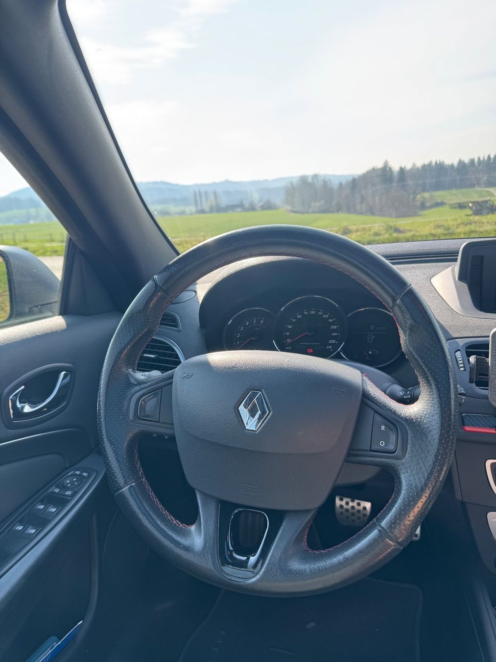 Renault Automobili: Renault Megane TCe180 Cabriolet – Usato da Winterthur venduto da Ryolu 6