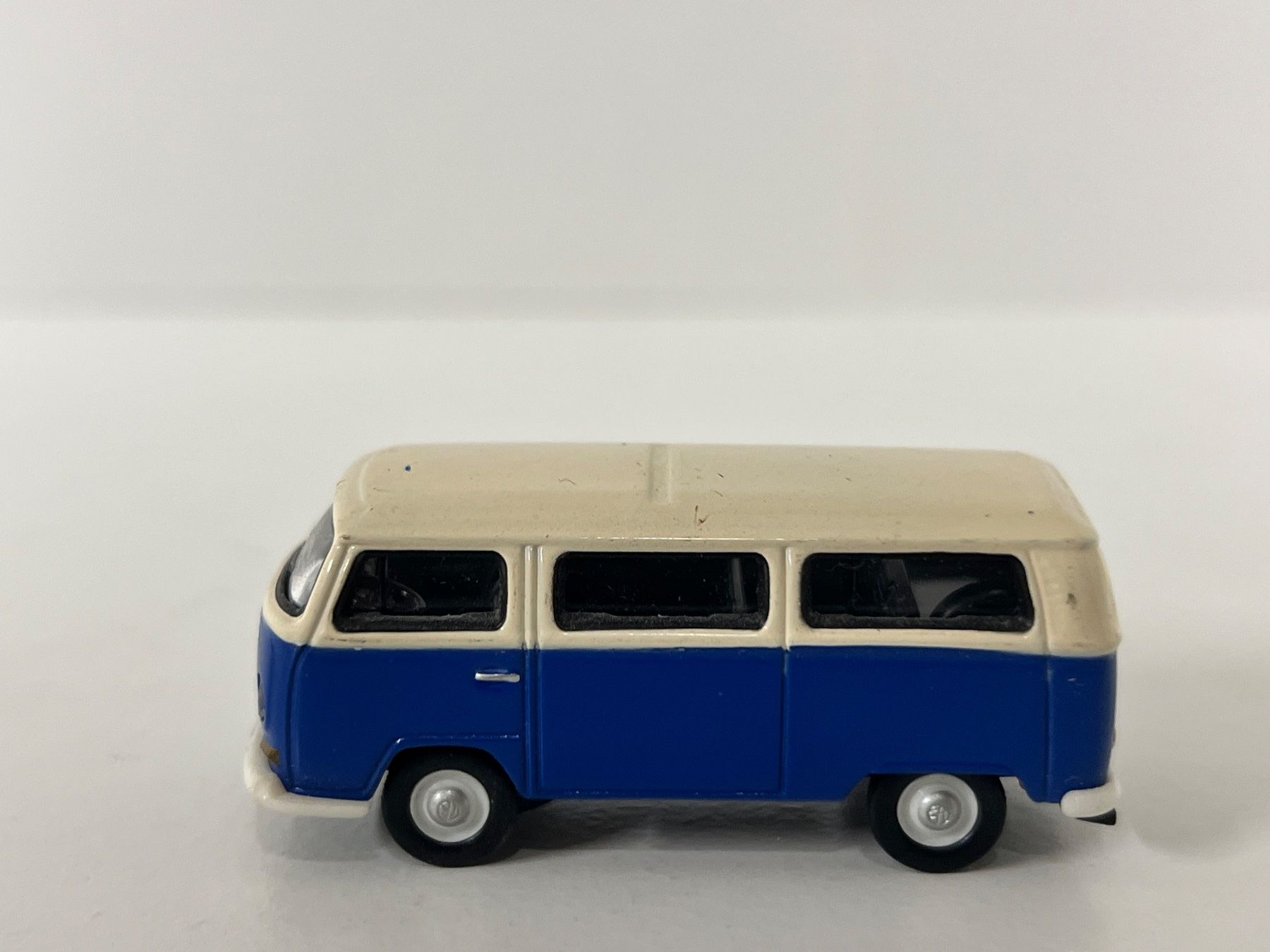 Schuco Modellini di ferrovie: VW T2 Schuco H0 Metall – Usato da Geroldswil venduto da TopTrain54 1