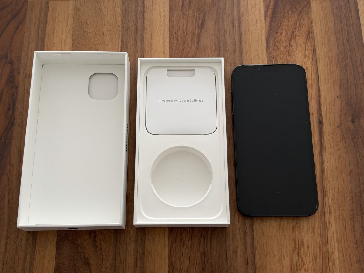 Apple Telefoni cellulari / Smartphones: iPhone 14 Plus - 256GB - midnight – Usato da Unterkulm venduto da soldbyvin 1