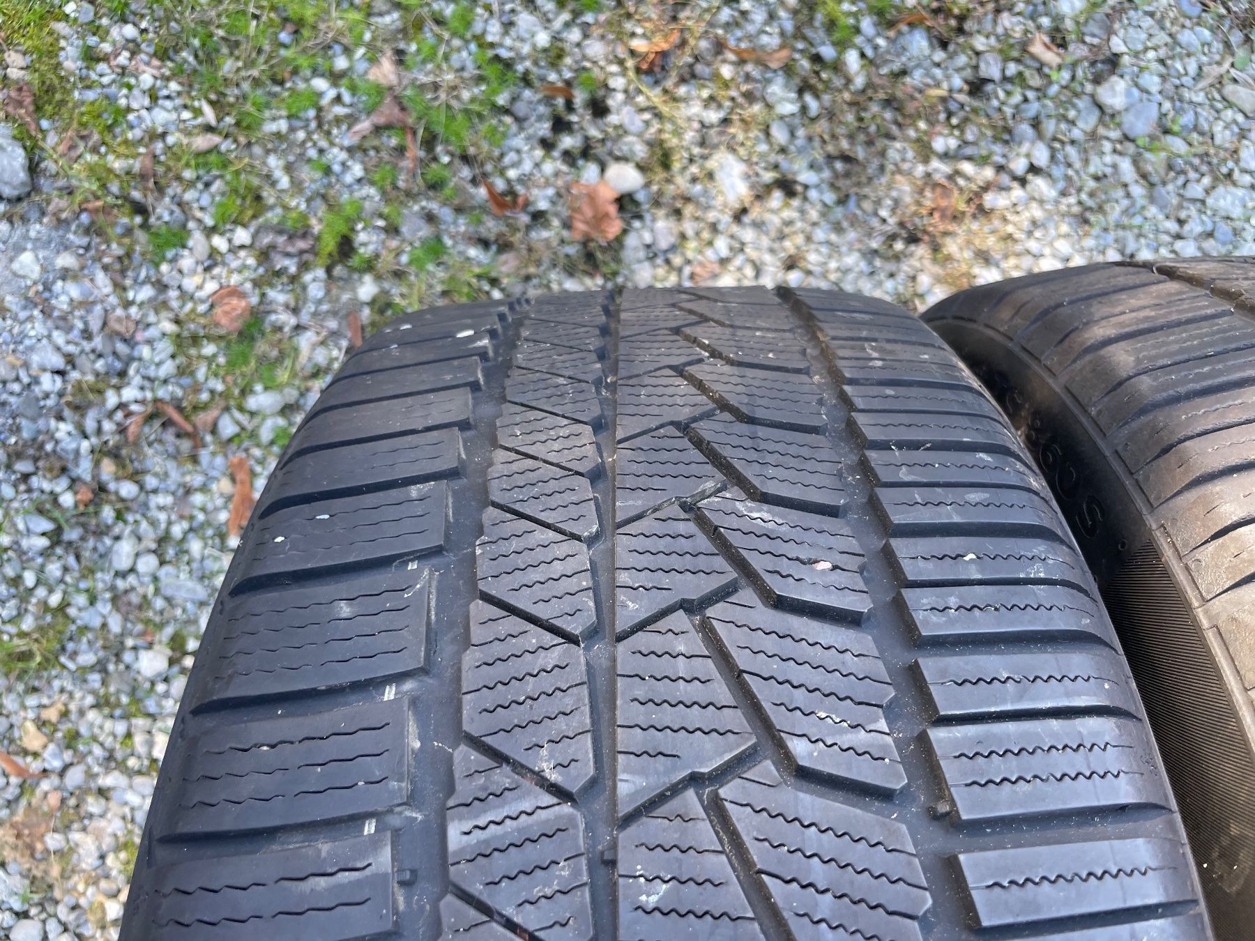 Continental Pneus & Kompletträder: 2x Conti 245 40 21 Winter – Gebraucht aus Belp von Detailfreak 3
