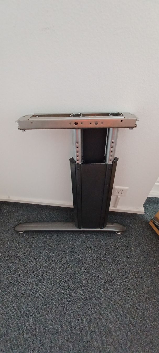 Scrivanie: Bürotisch – Nuovo (secondo la descrizione) da Niedermuhlern venduto da pinkninja 5