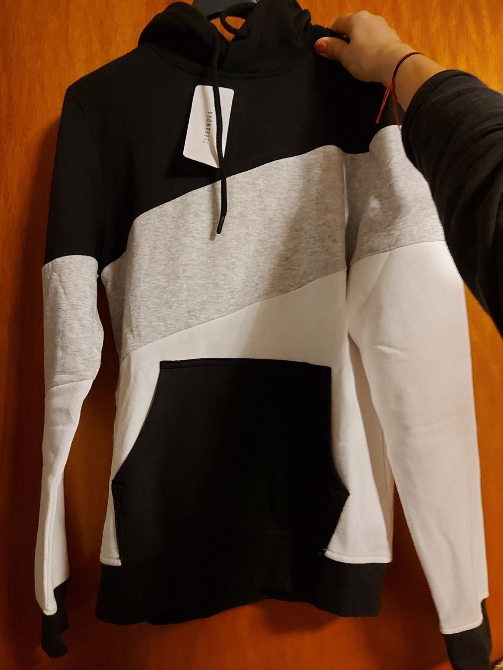 Pullover & Sweatshirts: Felpa unisex bianco e nero S nuova – Neu und originalverpackt aus Coldrerio von Addicted2Art 1