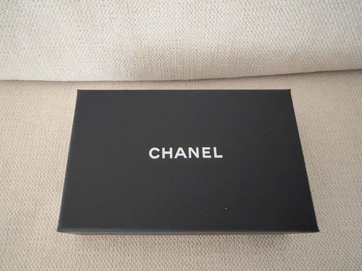 Chanel Portamonete: Chanel cardholder – Nuovo (secondo la descrizione) da Altdorf UR venduto da jen_c55l 4