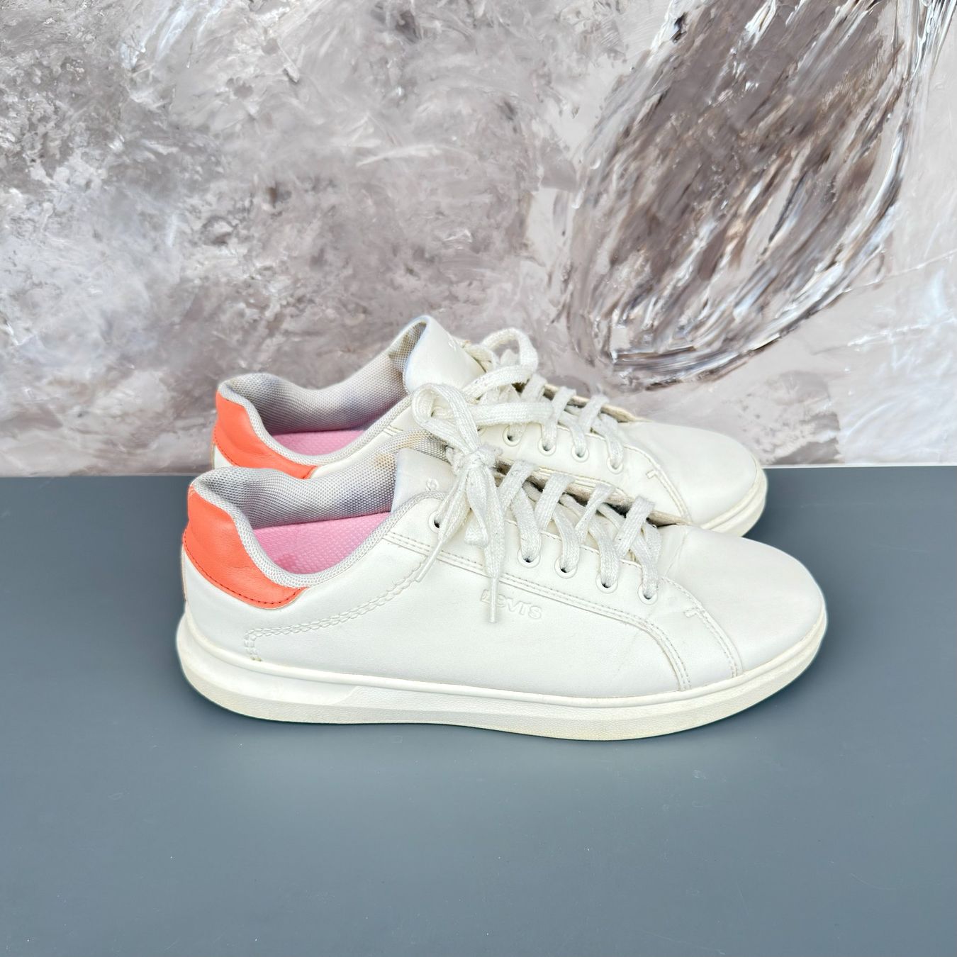 Levi's Damenschuhe: Baskets blanches et orange Levis – Gebraucht aus Thônex von BrYu 1