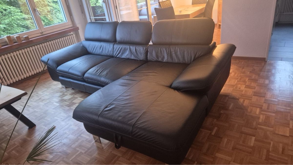 Sofas: Ecksofa schwarz 270cm x 175cm – Gebraucht aus Windisch von _sru_ 3