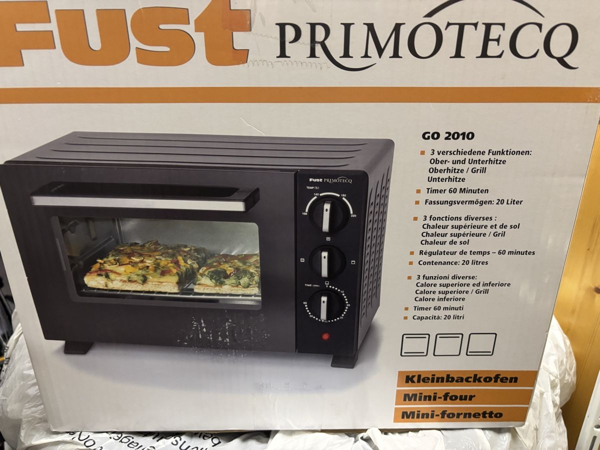 Fust Küchengeräte: Fust Primotecq Mini-Backofen – Neu (gemäss Beschreibung) aus Bühl b. Aarberg von