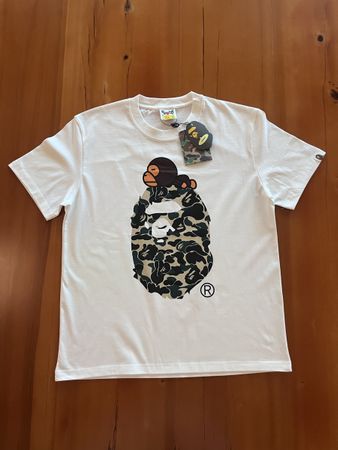 A BATHING APE — T-SHIRT
