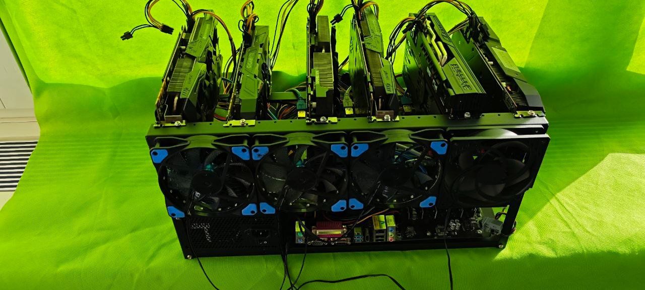 Nvidia Coin Miner: Mining Rig mit 4x Nvidia + 2x AMD GPU's–sofort einsatzbereit – Usato da Bassersdorf venduto da antikvintage