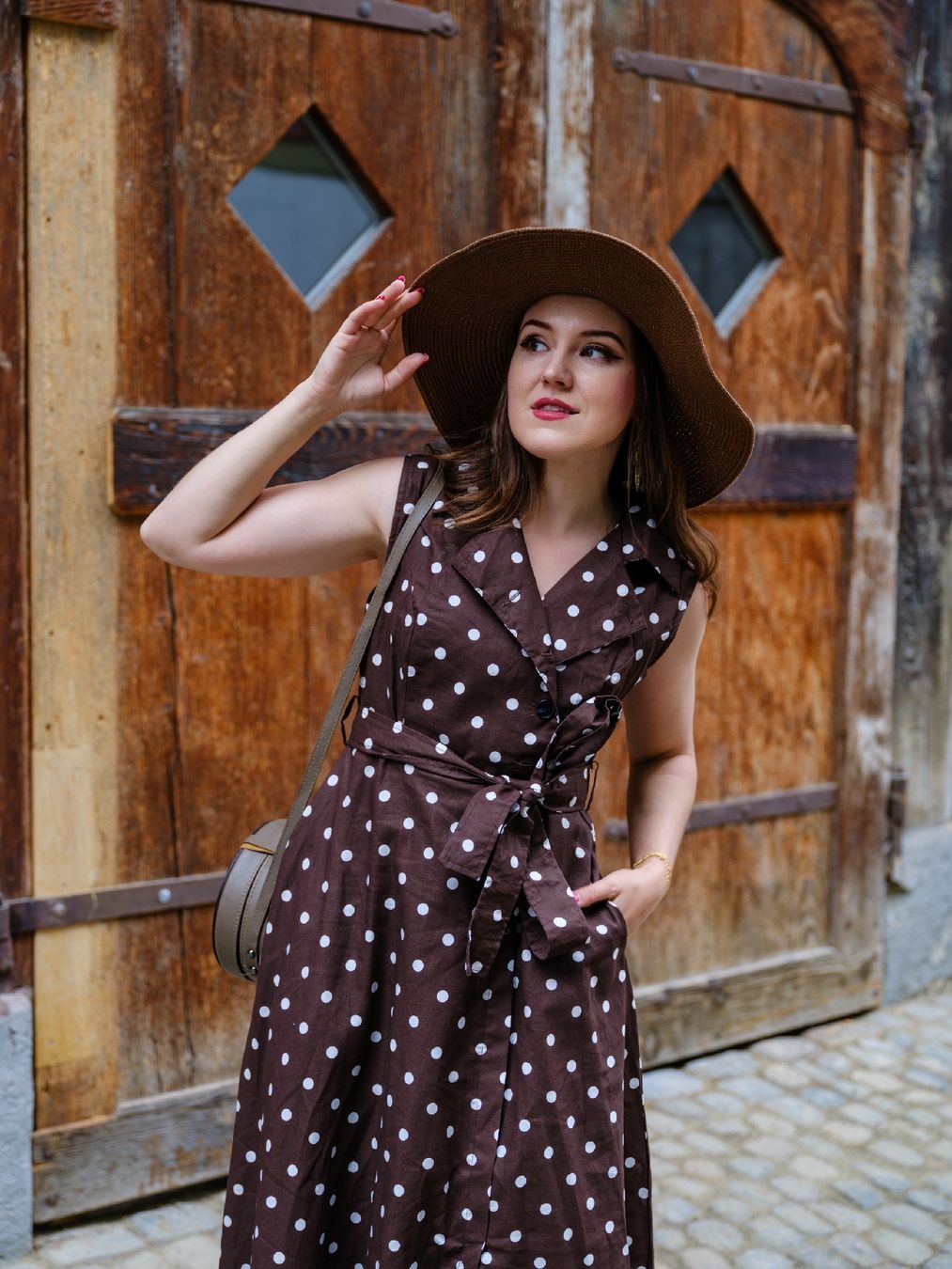 Kleider: Brown Polka Dot Dress Size S – Gebraucht aus Mägenwil von VintageGirly 3