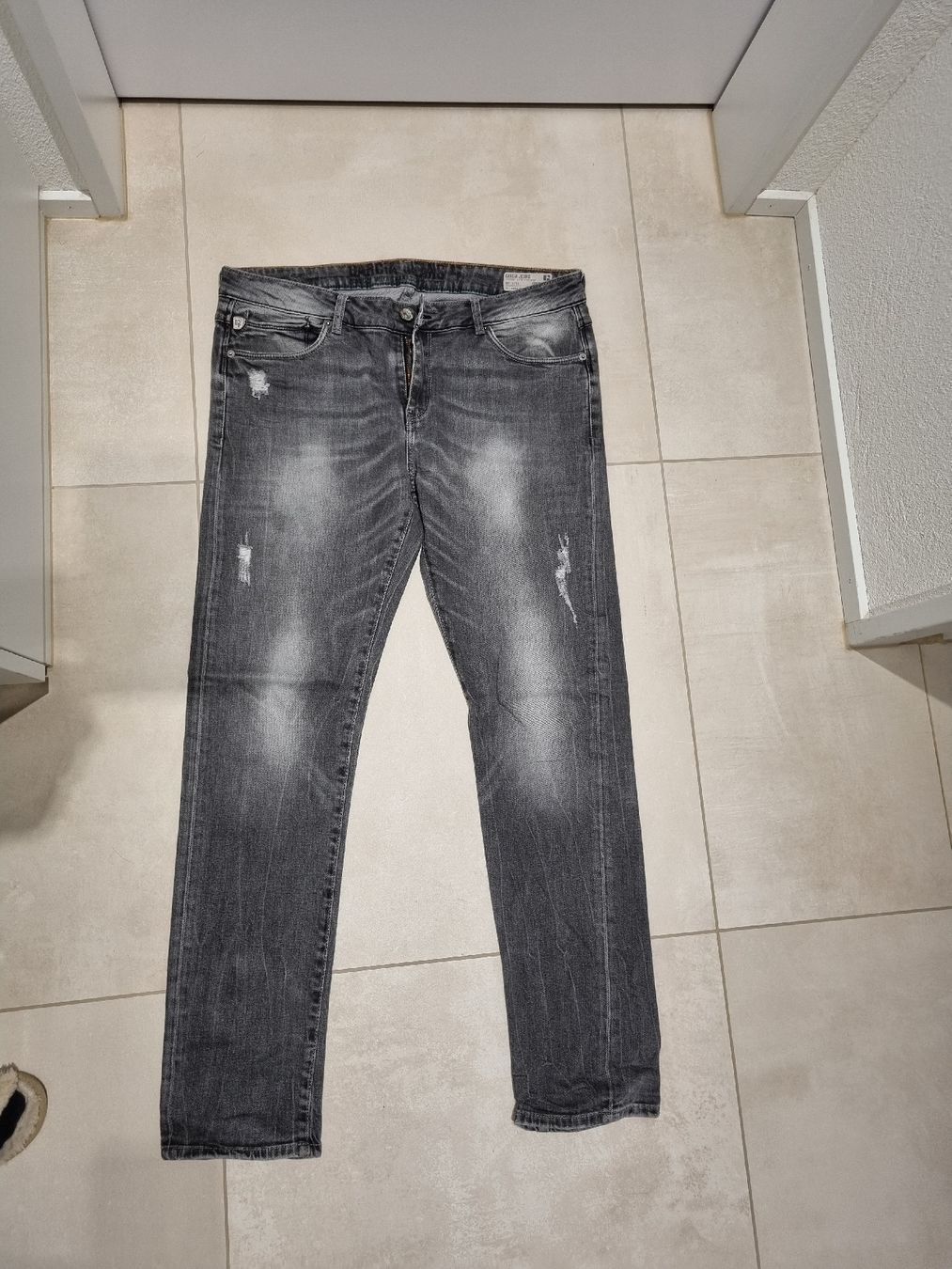 Jeans: Jeans – Usato da Bülach venduto da cf96