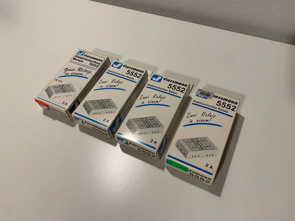 VIESSMANN: 5 X UNIVERSALRELAIS 5551 OVP (Gebraucht) in Biglen für CHF