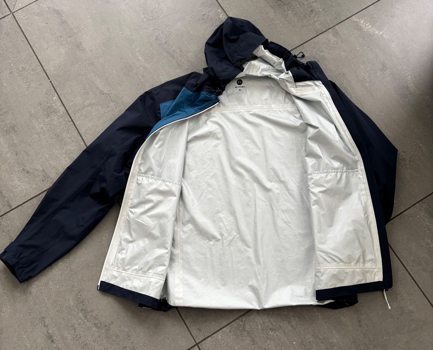 Giacche: 46 Nord Regenjacke, Grösse XL – Usato da Buchs AG venduto da Byru 2