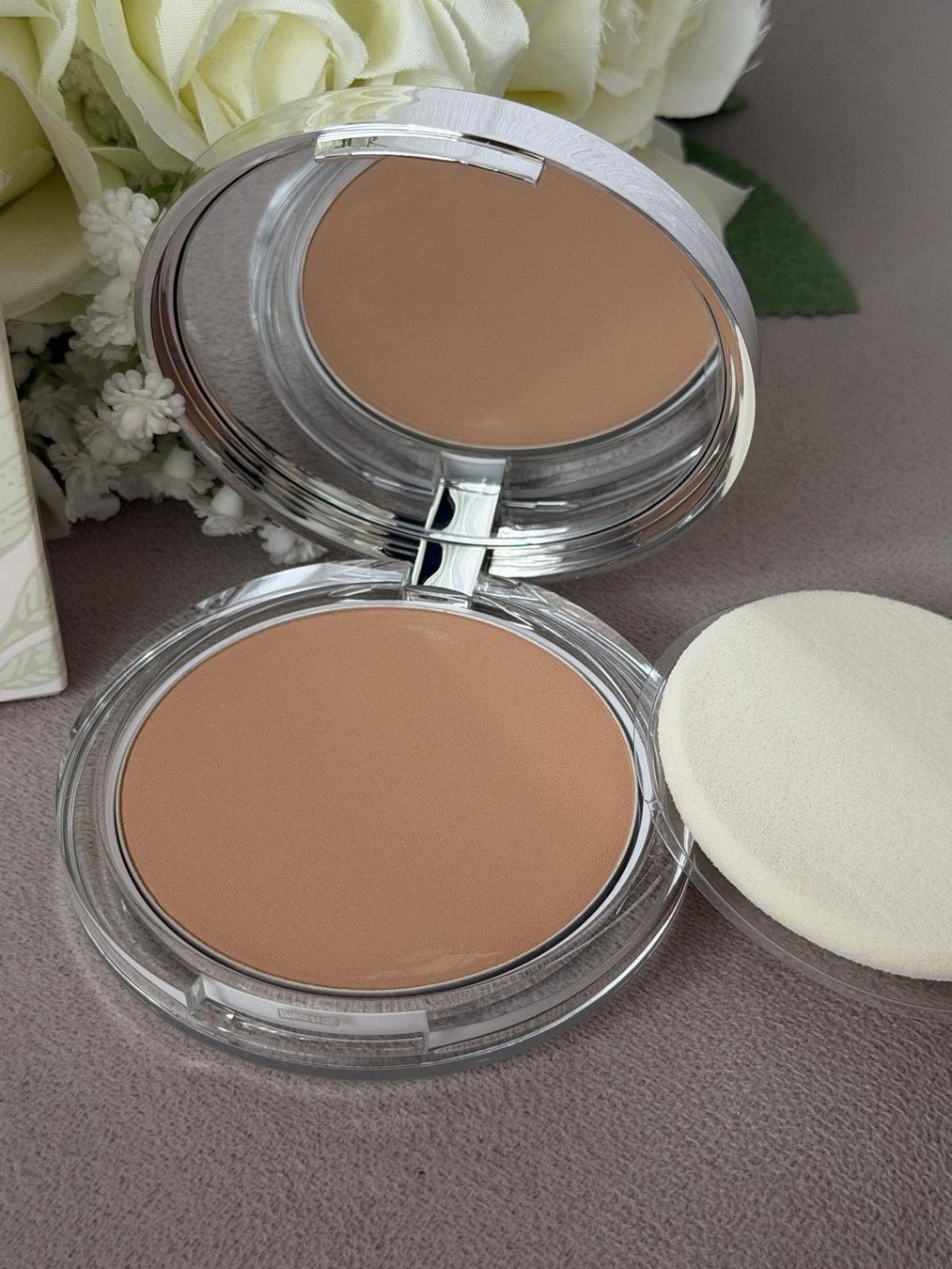 Clinique Make-up: Make Up Clinique Almost Powder NEU – Nuovo e nell'imballaggio originale da Dänikon ZH venduto da tug_m9b6 3