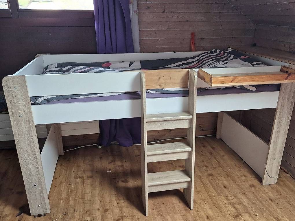Betten: Hochbett 90x200 – Gebraucht aus Tägertschi von Jaflogu08