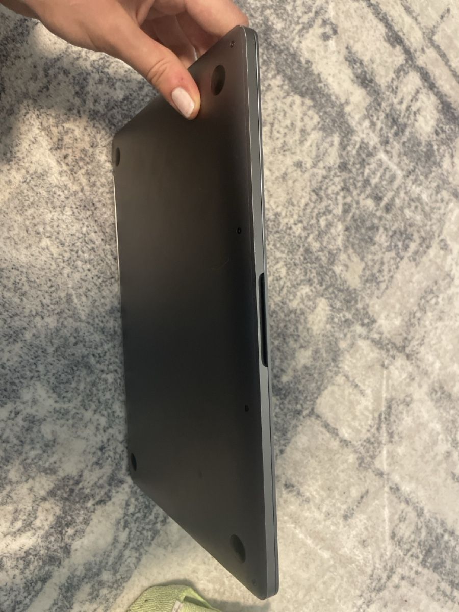 Apple Notebooks: MacBook Pro in Silber, 13 Zoll – Gebraucht aus Bubendorf von ale_6fxg 8