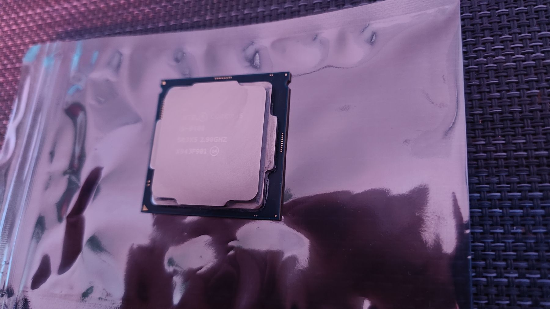 Intel PC: Intel Core i5-9400 Prozessor SR3X5 2.90GHz CPU – Usato da Gümligen venduto da JohnnyOnyx 1