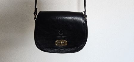 Handtasche (Umhängetasche) in schwarzem Leder