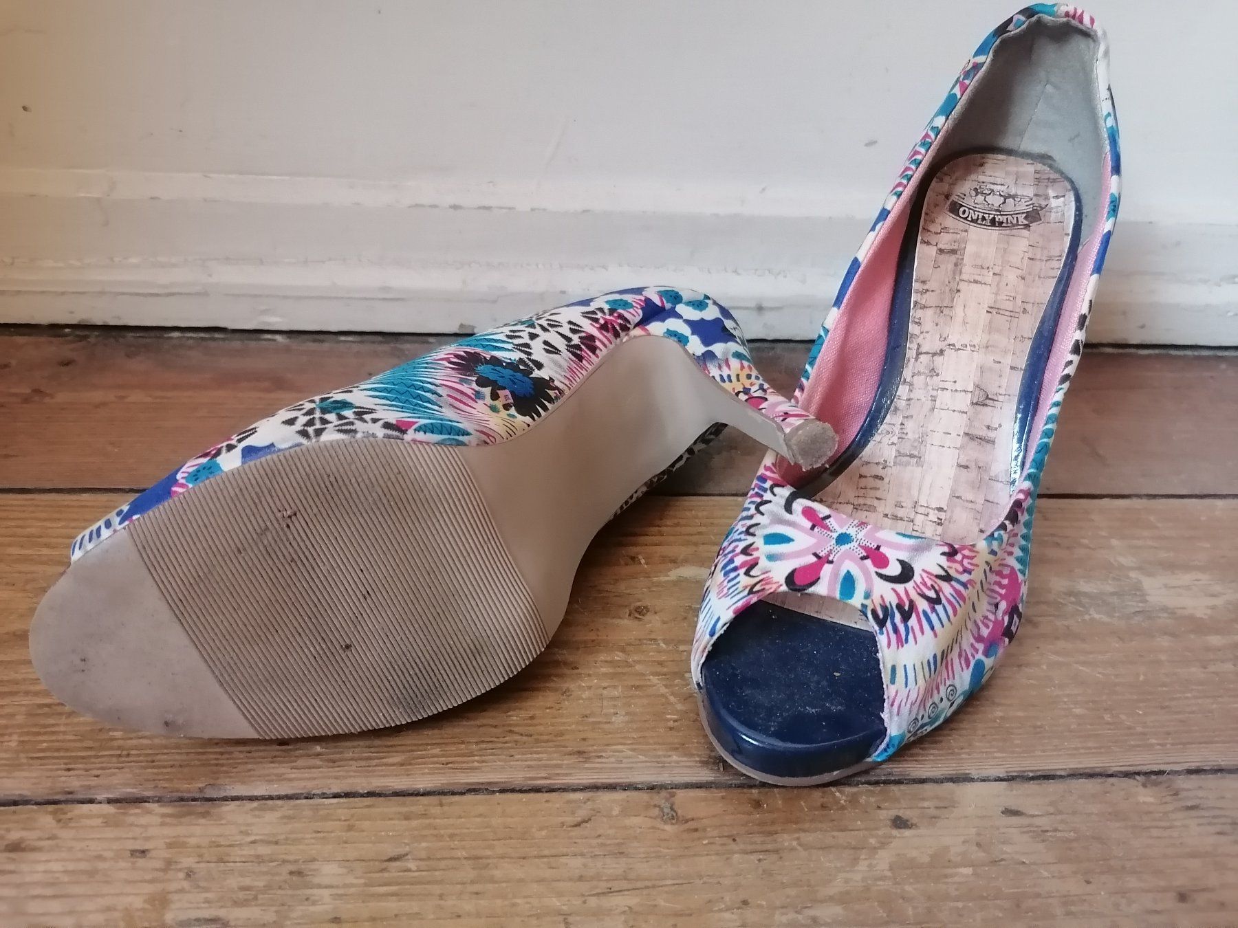 Scarpe da donna: Peep Toes, Only Pink, multicolor, Grösse 38 – Usato da Basel venduto da Melodrom 1