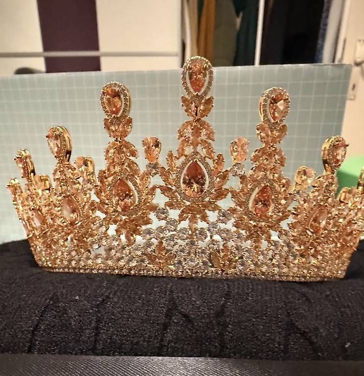 Accessori per capelli: Prinzessinen Krone – Usato da Glattbrugg venduto da mir_vx2c