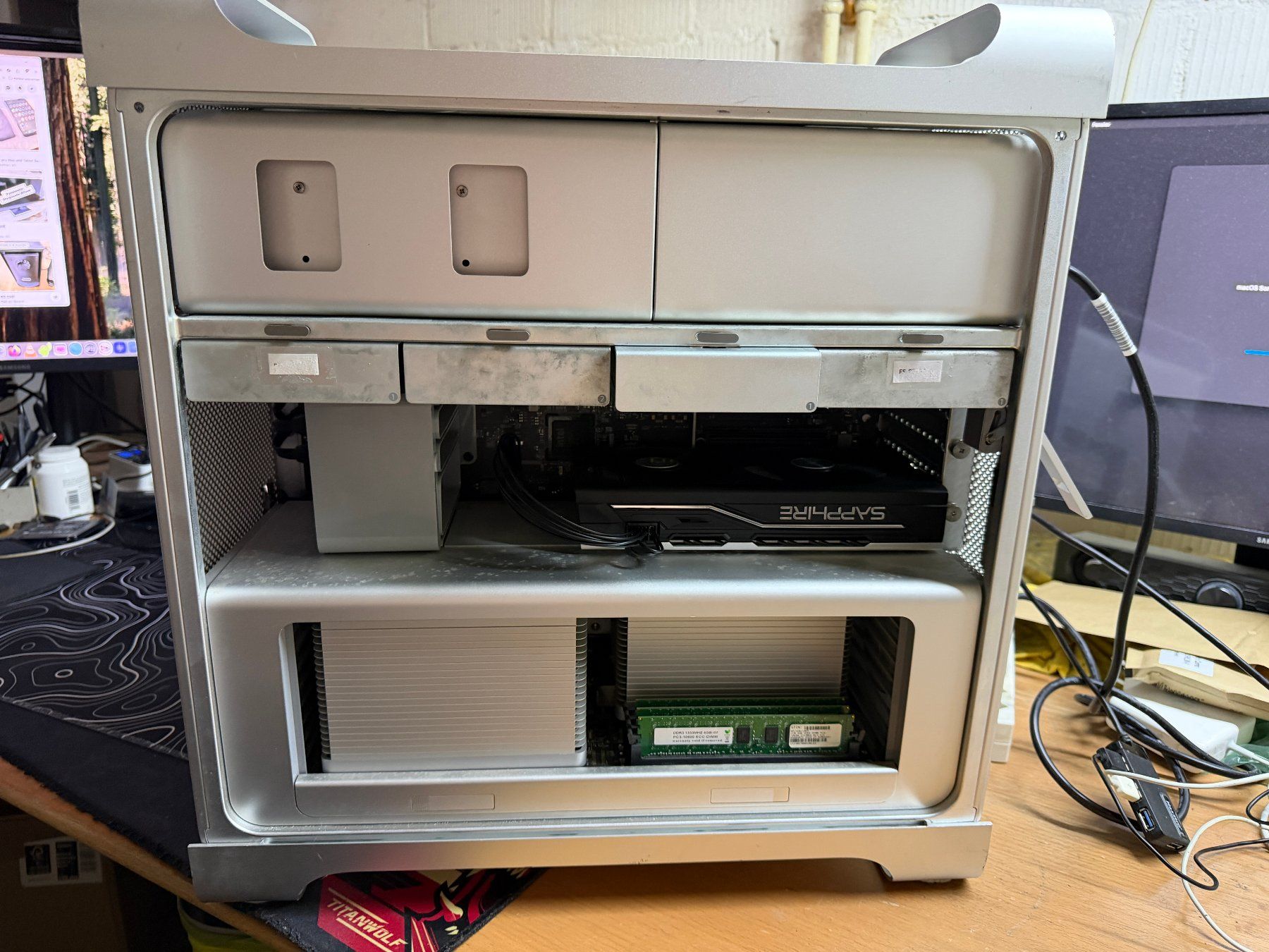 Apple PCs: MacPro 5.1 2012  Rariatät – D'occasion à Au SG par bah_6f5w 9