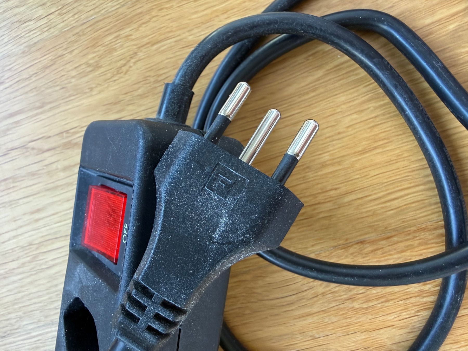 Stecker: Schweizer Mehrfachstecker – Neu (gemäss Beschreibung) aus Zürich von kla_lrt8 1