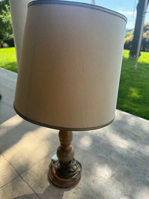 Lampen: LAMPADA ANNI 60BASE LEGNO FUNZIONANTE – Gebraucht aus Davesco-Soragno von kappas 3