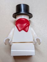 Lego hol130 Snowman with 2 x 2 Curved Top Brick Legs [used]