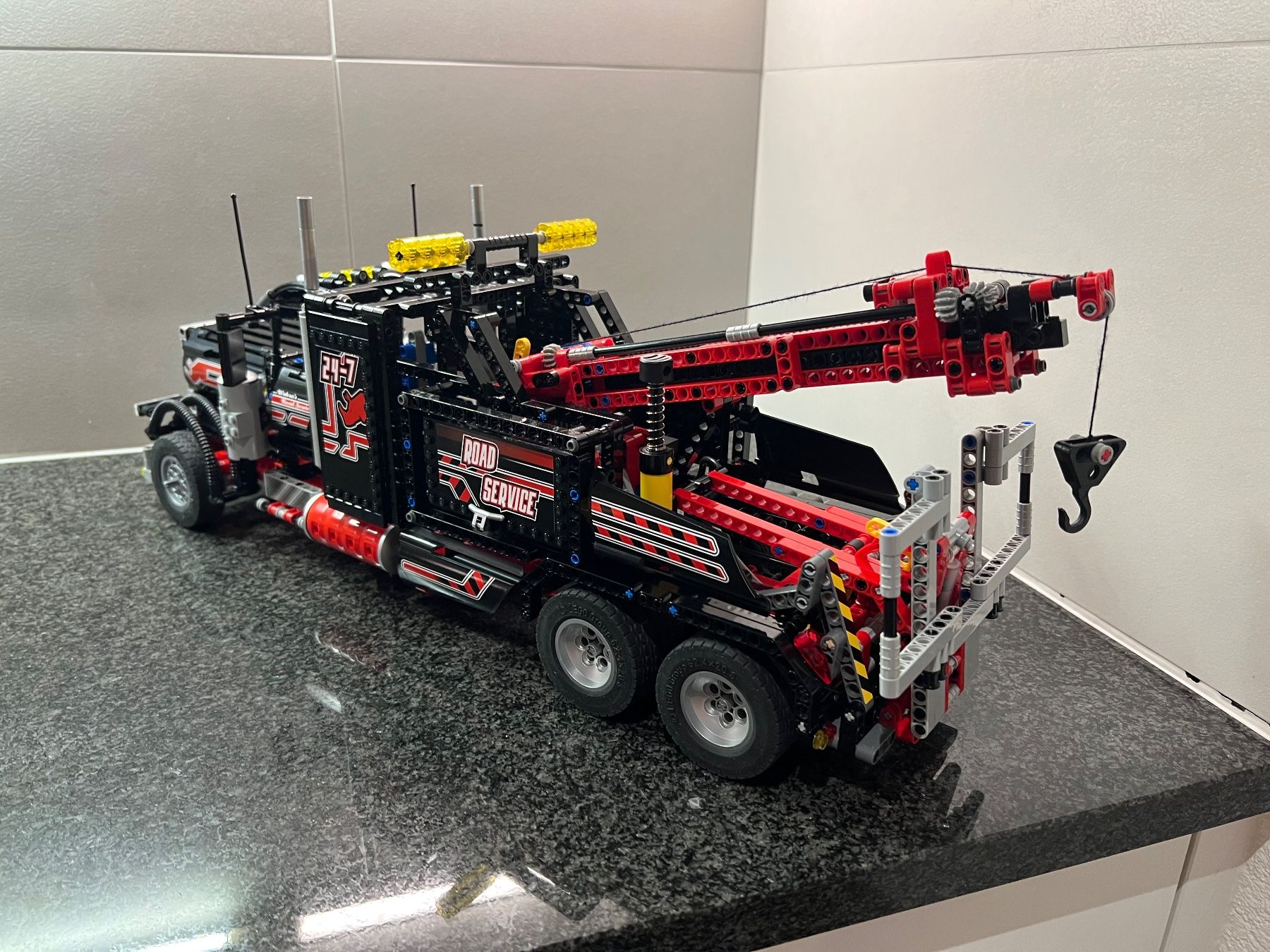 Lego Kit di costruzioni: Lego Technic abschleppwagen 8285 – Usato da airolo venduto da unimo78 2