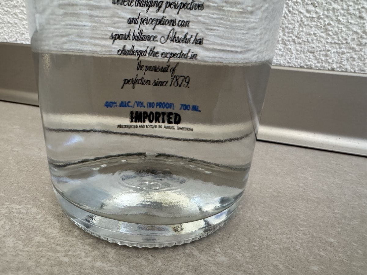 Absolut Vodka Bevande alcoliche: Absolut Vodka Illusion, SC, 700 ml, versiegelt – Nuovo e nell'imballaggio originale da Mettmenstetten venduto da RLR2905 3
