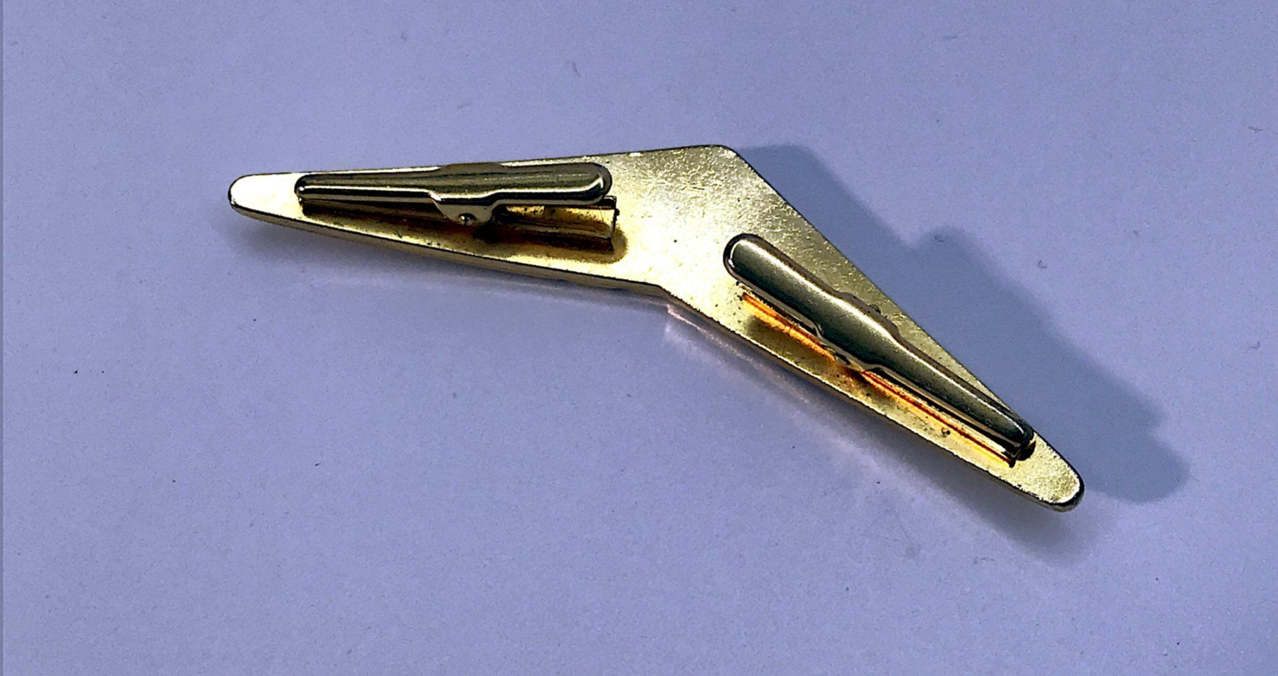 Spille & Fermagli: Krawattenklammer goldfarben mit Stein gebraucht – Usato da Dübendorf venduto da sdbu-frappant 1