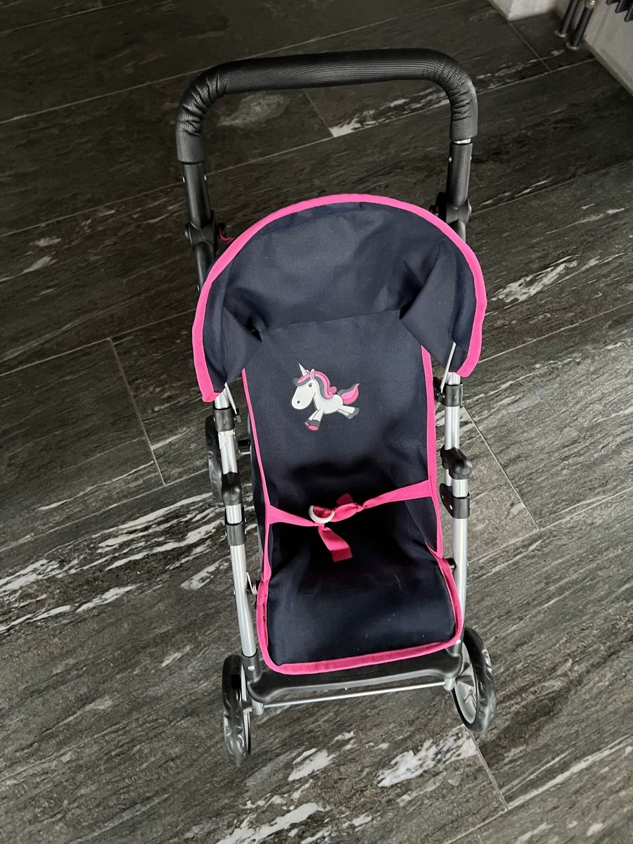 Carrozzine per bambole: Super Puppenwagen mit Einhorn Design – Usato da Thalwil venduto da Diaki