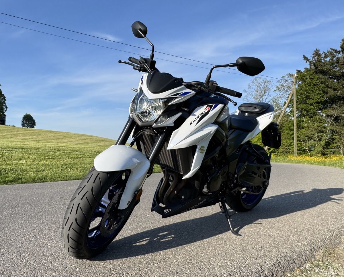 Suzuki Strada: SUZUKI GSX-S 750 ABS – Usato da Luzern venduto da Markusd75