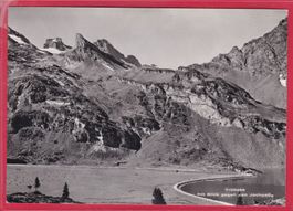 TRÜBSEE MIT BLICK GEGEN DEN JOCHPASS