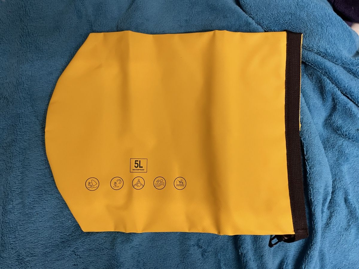 Taschen: Schwimmsack 5 Liter NEU – Neu und originalverpackt aus Nidau von Beritundpan