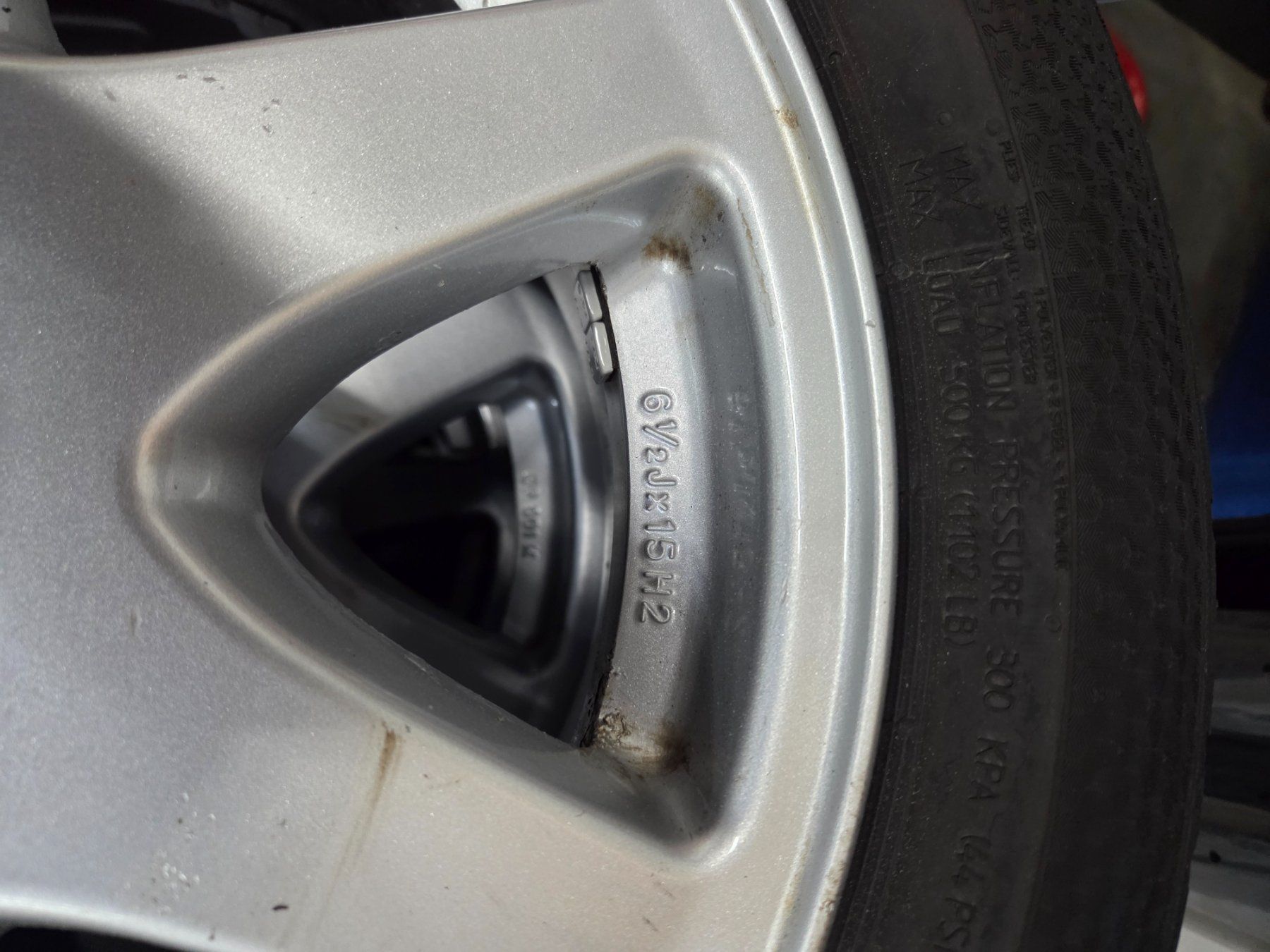 Continental Pneus & Kompletträder: Winterräder Continental 185/60 R15 – Gebraucht aus Frasnacht von garhalt 6
