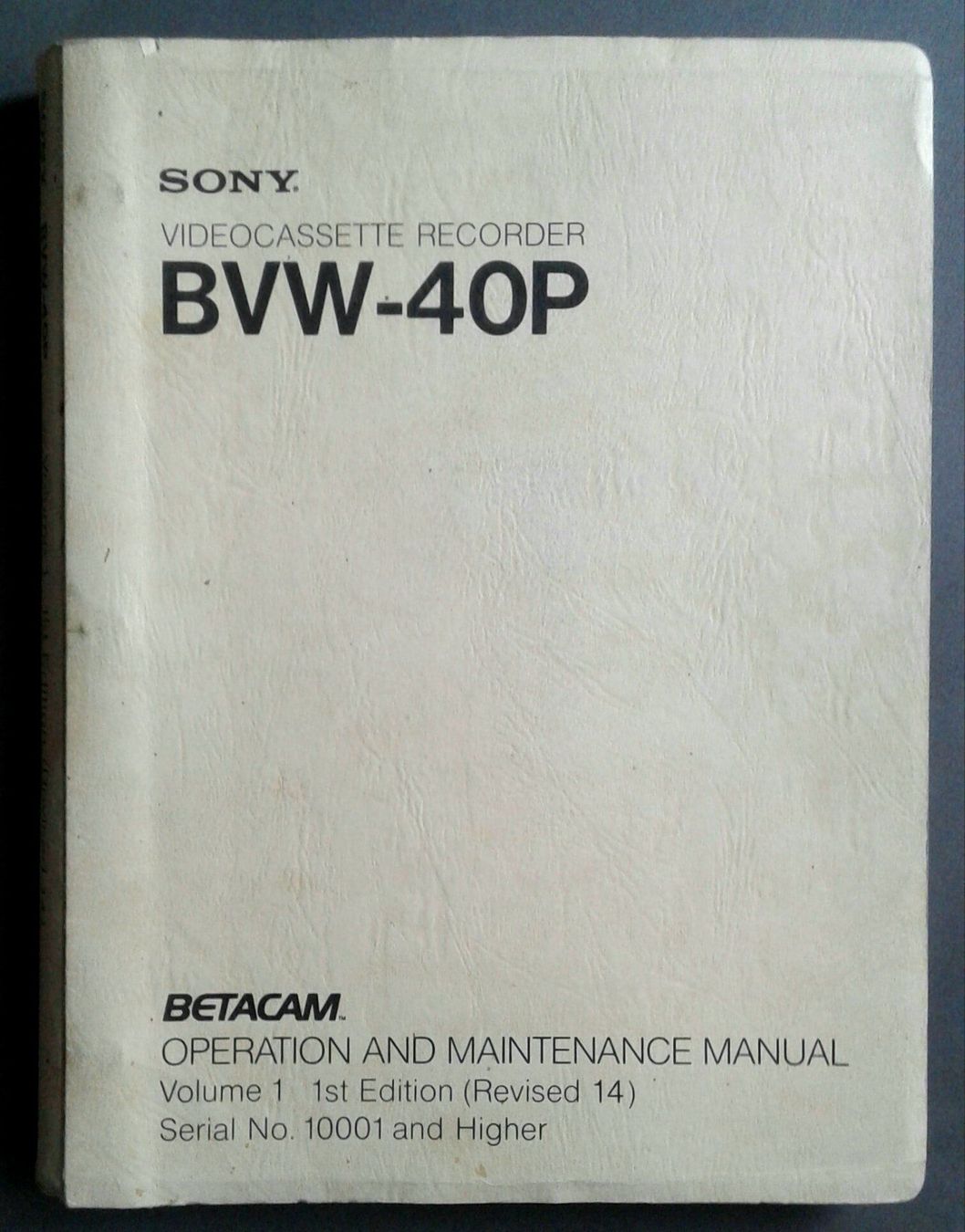 Libri: Sony BVW 40P Operation & Maintenance mnl – Usato da Lausanne venduto da LasloH 1
