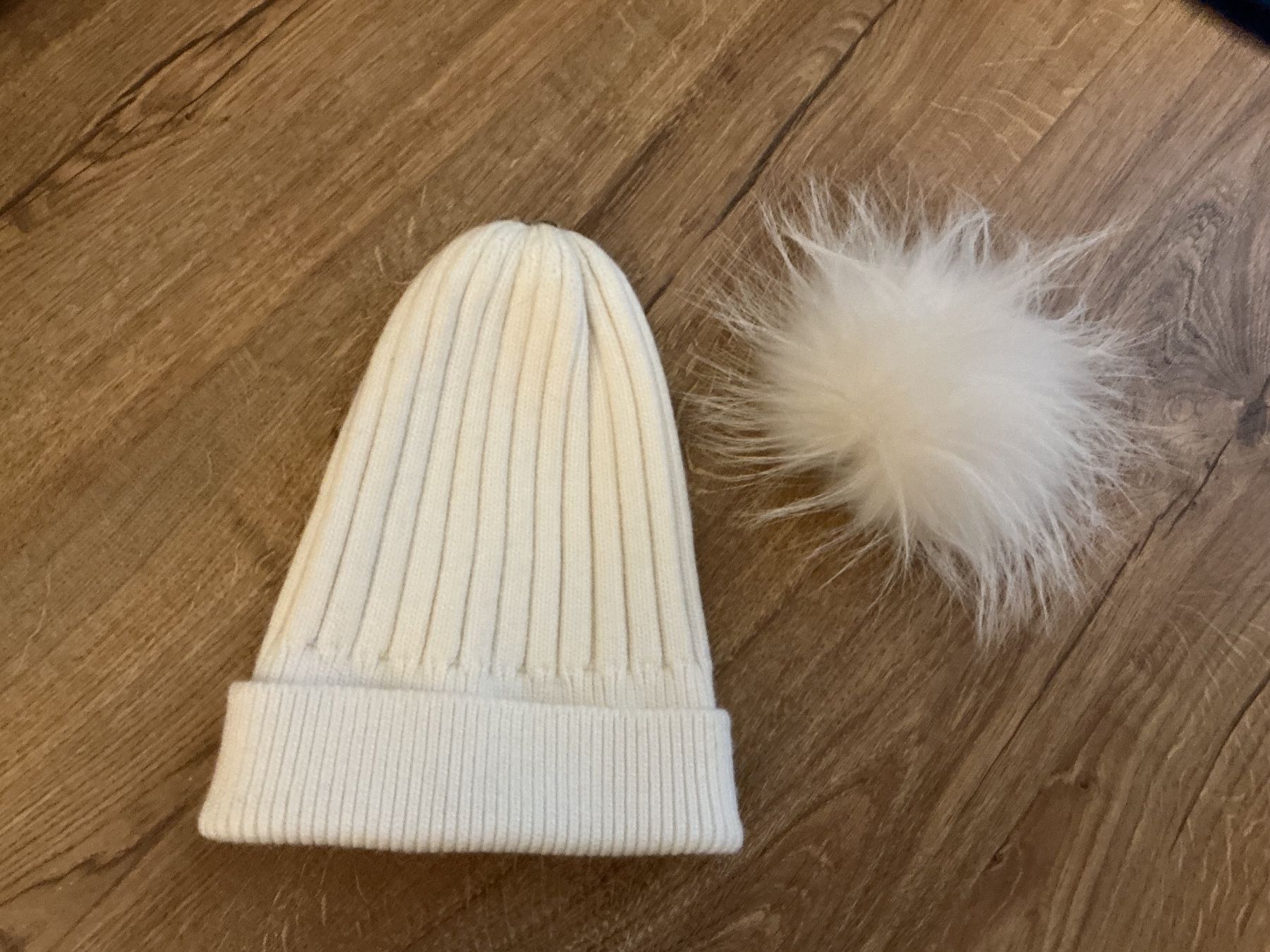 Copricapi, berretti & cappellini: High Quality Wool Hood – Nuovo (secondo la descrizione) da Brugg AG venduto da Magna3 3