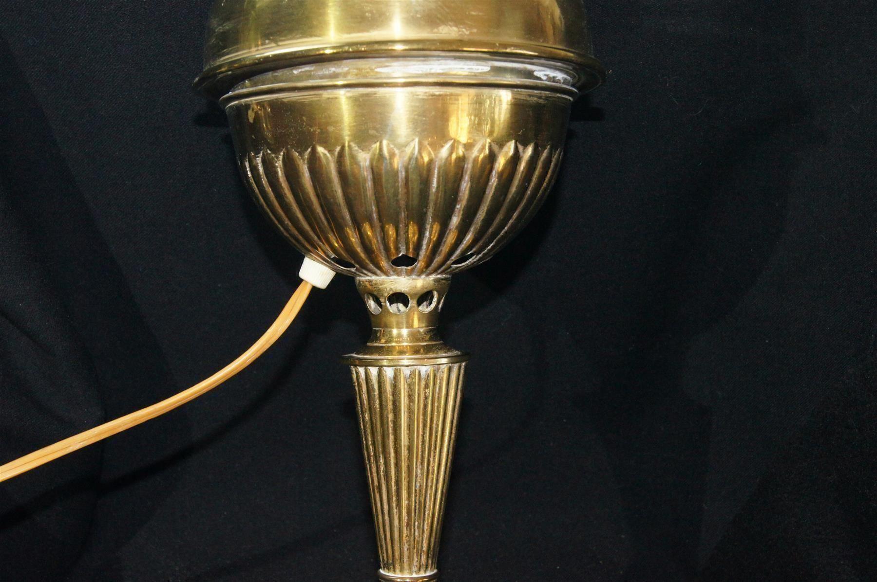 Lampade: Antike Tisch-Petrollampe elektrifiziert – Usato da Geroldswil venduto da ARTEFACTO 6