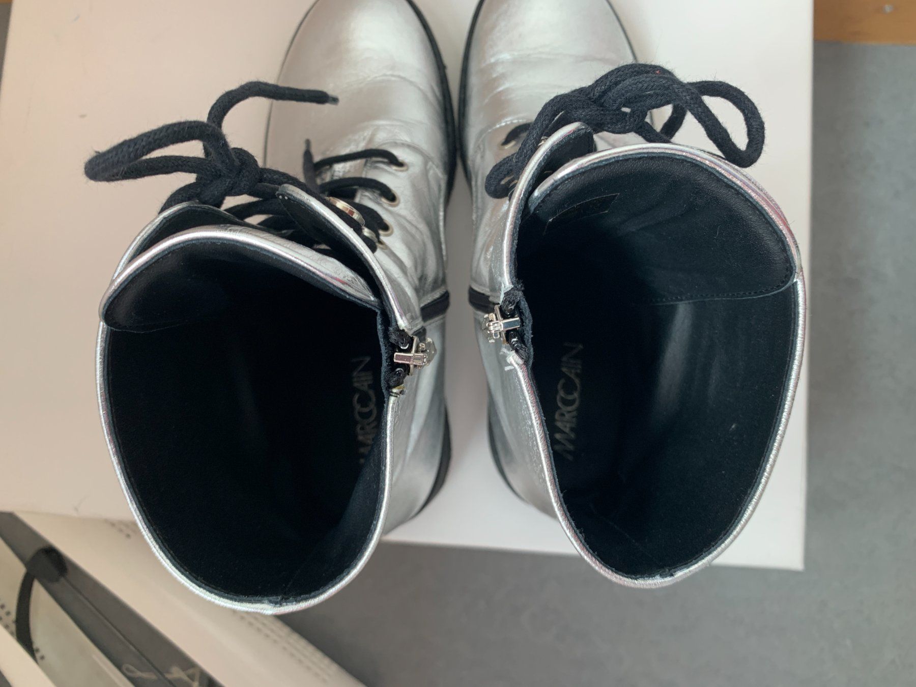 Marc Cain Scarpe da donna: MARC CAIN Stiefeletten Boots silber Gr. 41 – Usato da Zürich venduto da anader 5
