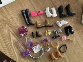 24 verschiedene Barbiesachen